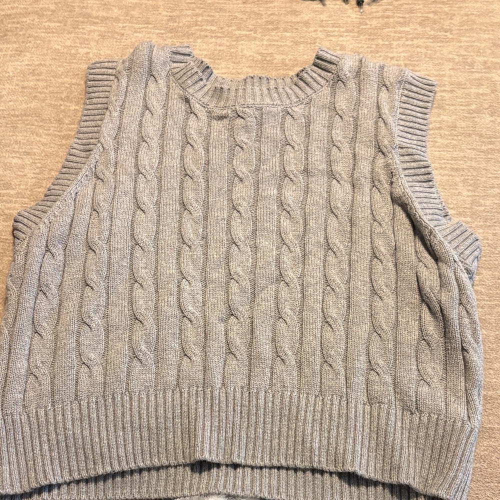 Forever 21 Gray Cable Knit Sweater Vest